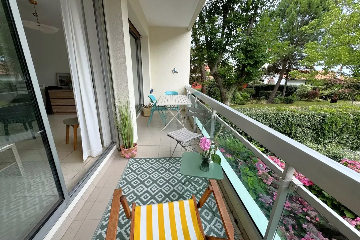 1 Pièce 4 Personnes