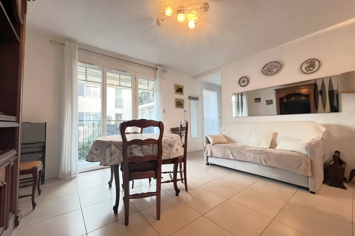 3 Pièces 4 Personnes