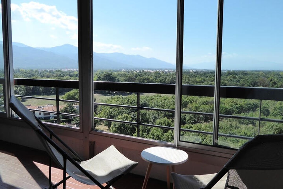 1 Pièce 4 Personnes