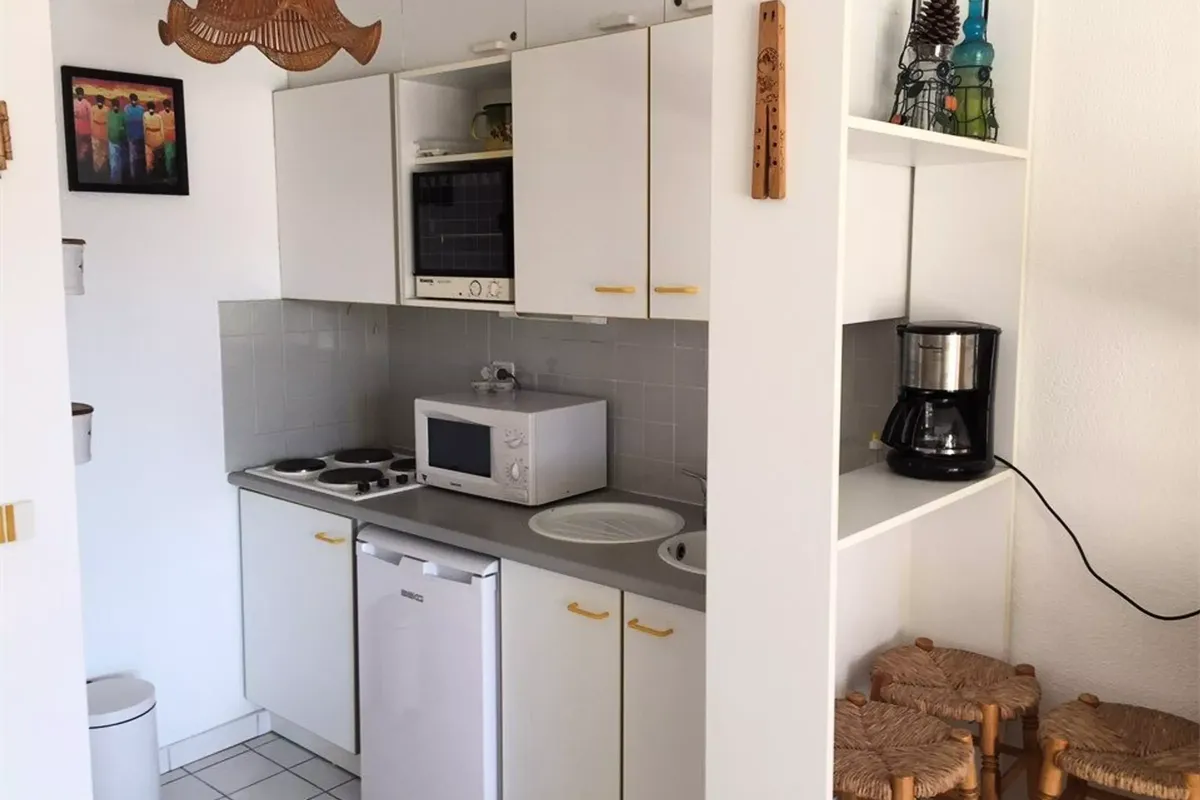 1 Pièce 4 Personnes