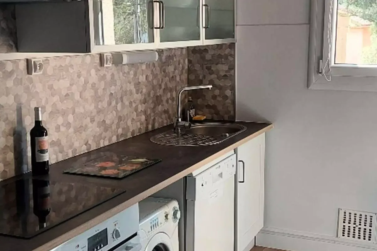 3 Pièces 6 Personnes