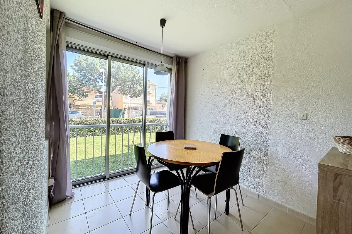 2 Pièces 4 Personnes