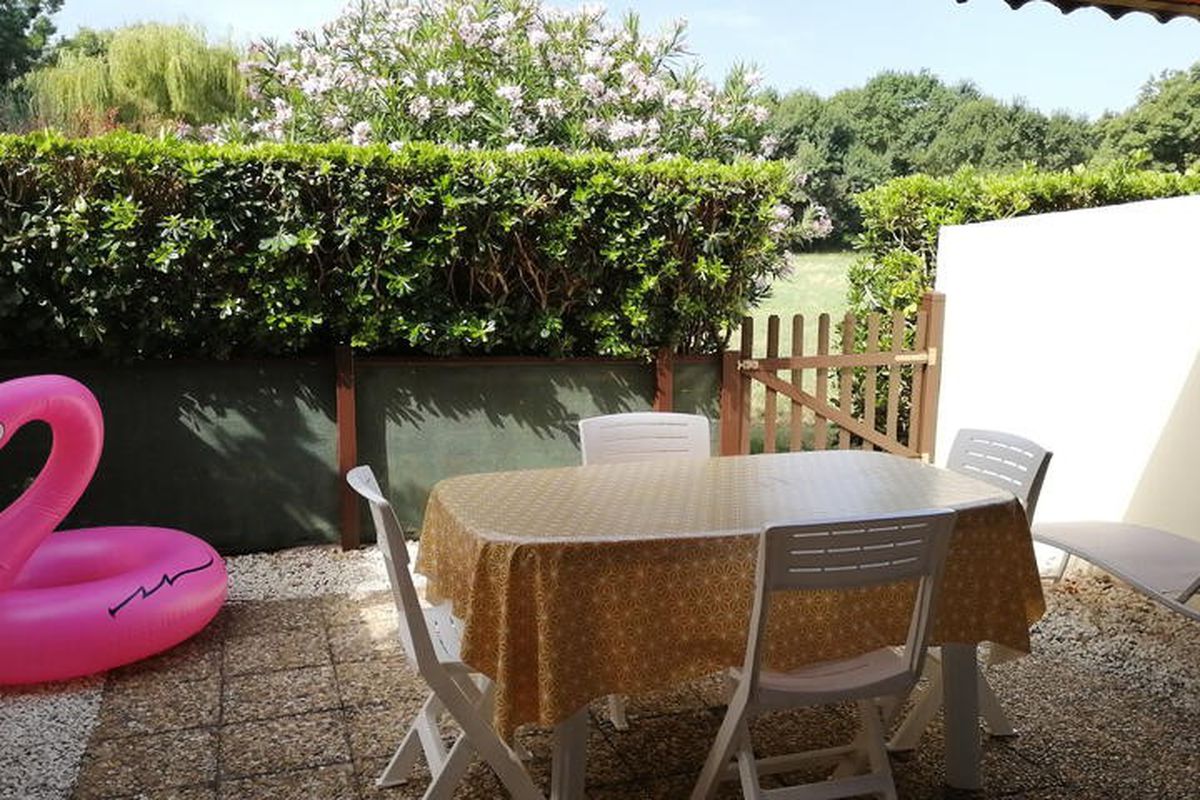 1 Pièce 4 Personnes