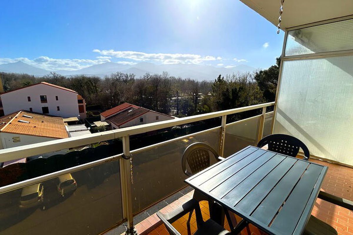 1 Pièce 4 Personnes