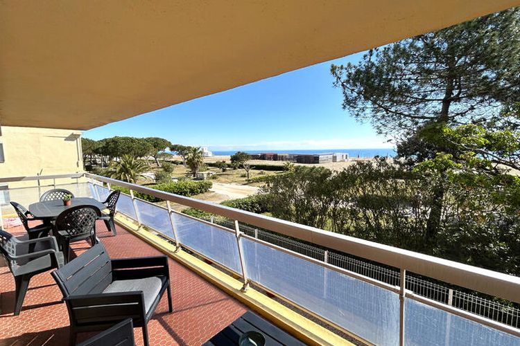 3 Pièces 6 Personnes