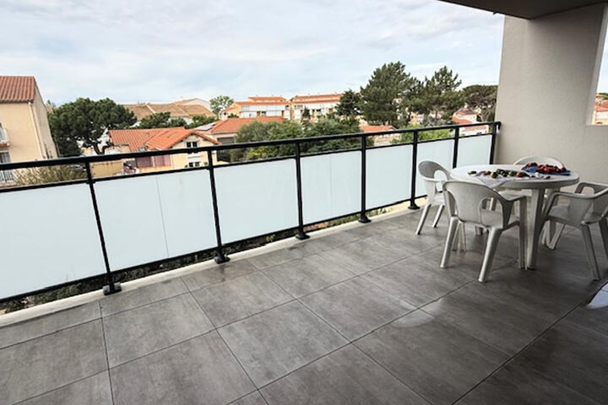 3 Pièces 6 Personnes