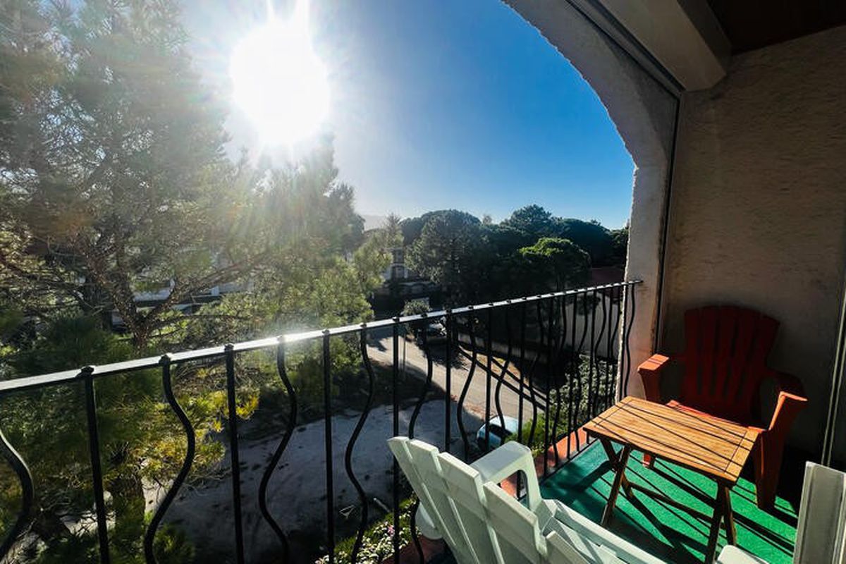 3 Pièces 6 Personnes