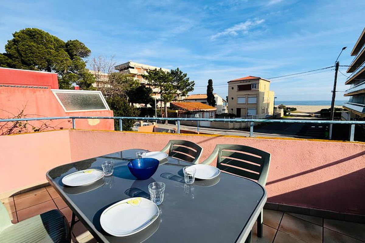 3 Pièces 6 Personnes