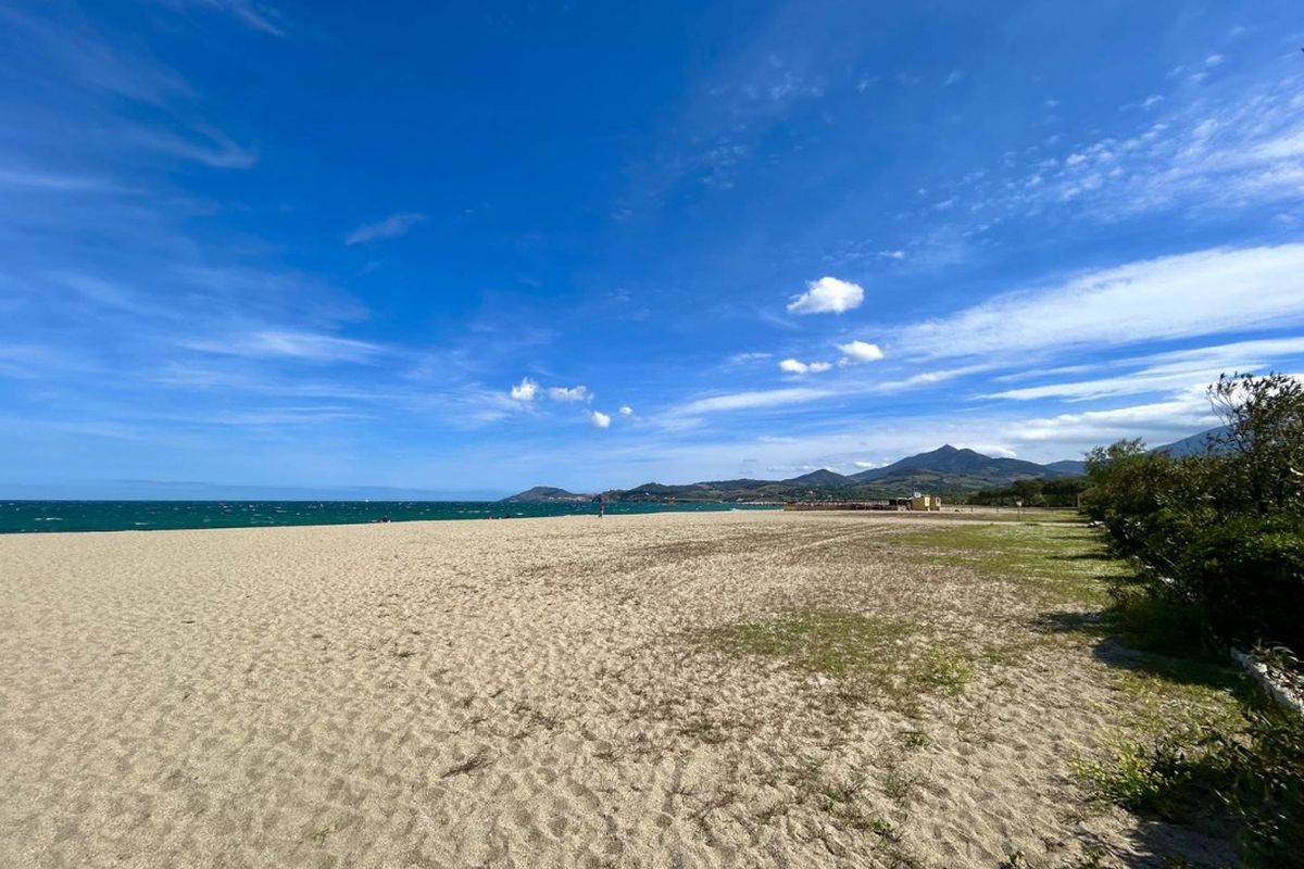 Charmant T3 en Rez-de-Jardin  50 m de la plage  Parking privé - L'eveil