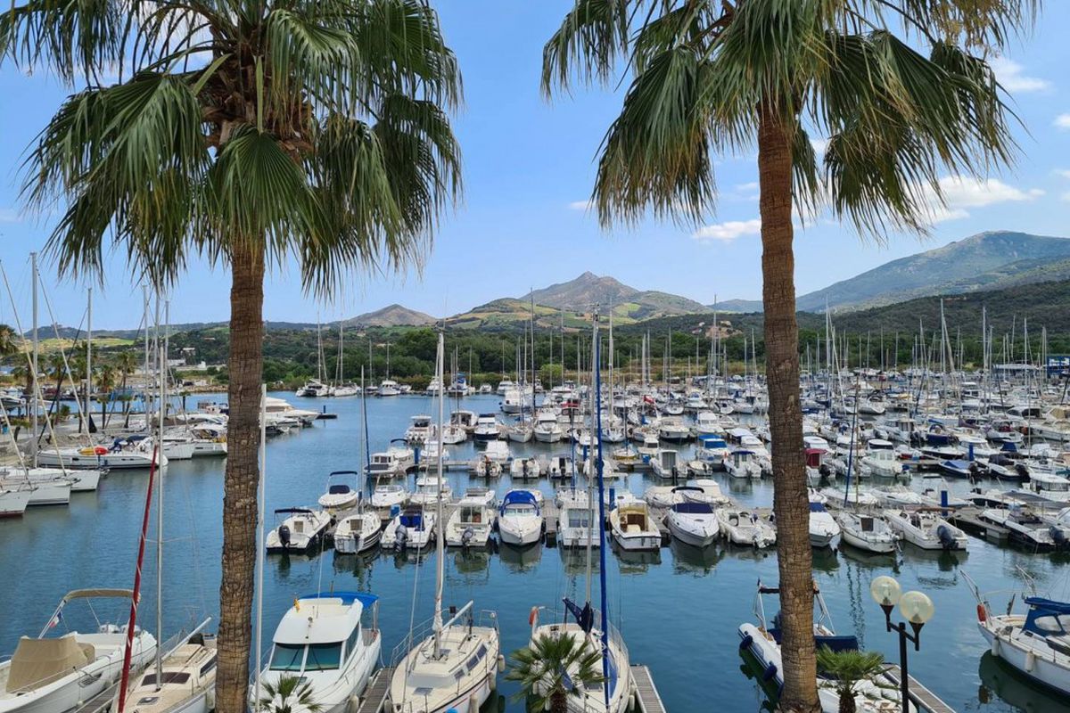 Sublime Appartement 2 Pièces + Cabine avec Loggia  Résidence 