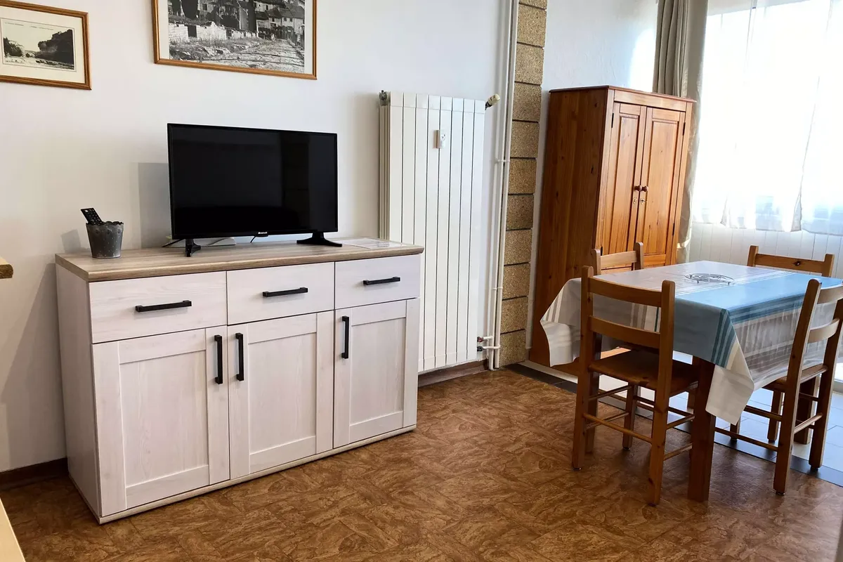 1 Pièce 4 Personnes