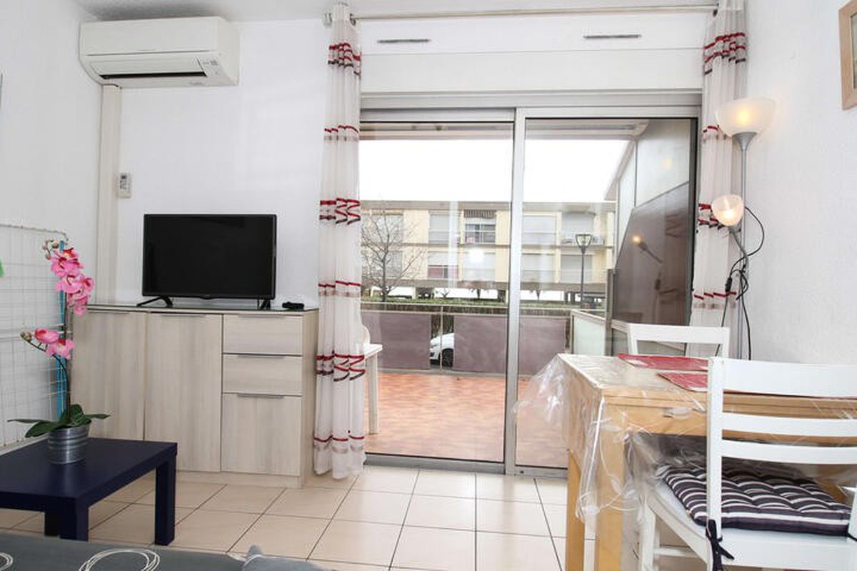 1 Pièce 4 Personnes