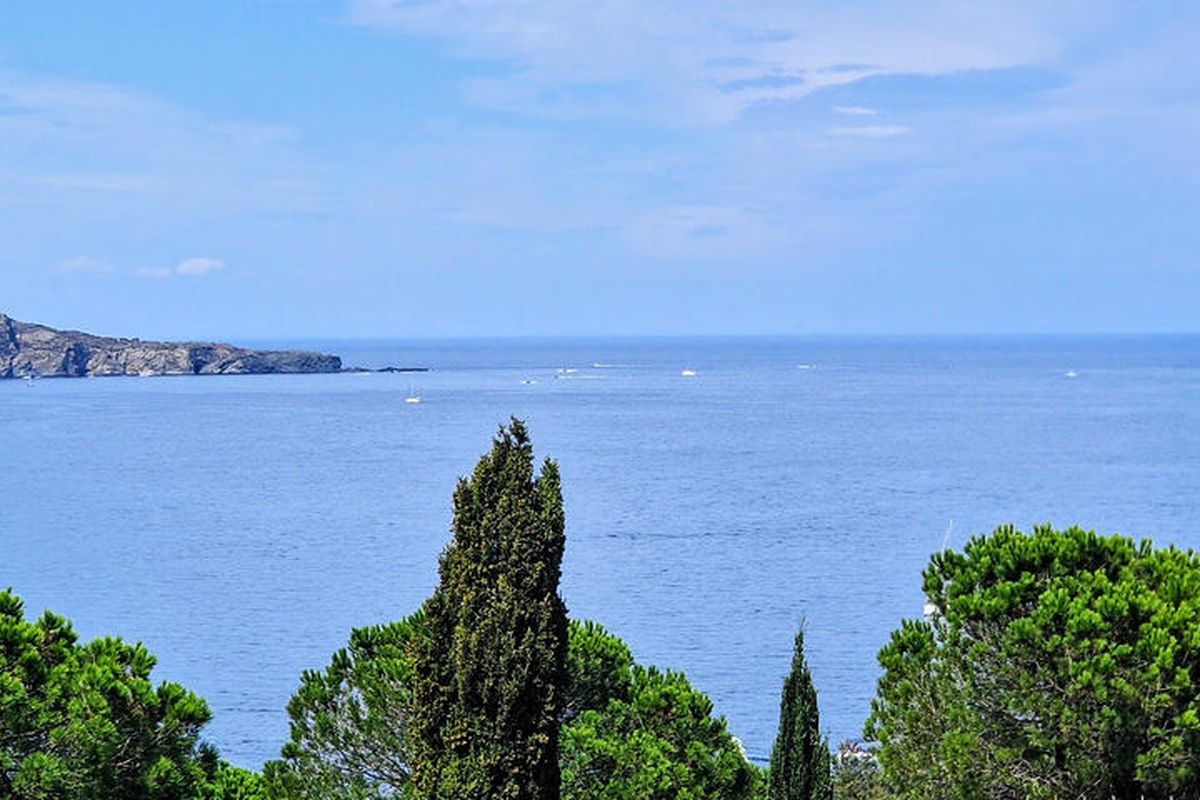 1 Pièce 4 Personnes