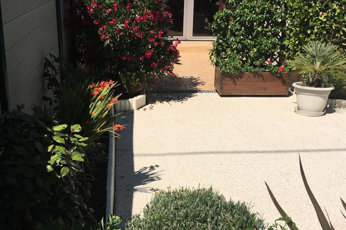 1 Pièce 4 Personnes