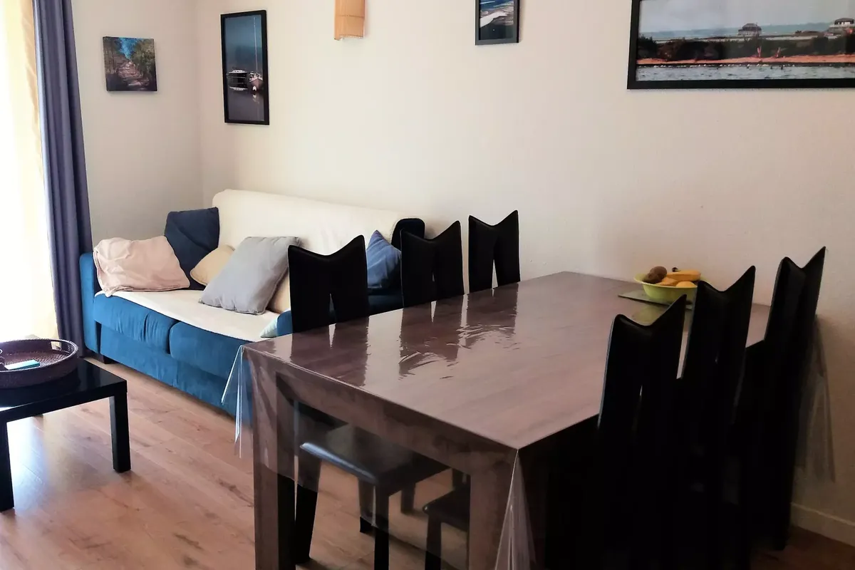 3 Pièces 6 Personnes