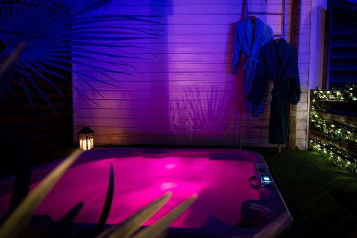 Maison Villa Eden Bleu - Romantische Atmosphäre mit Jacuzzi 10 min vom Ozean entfernt