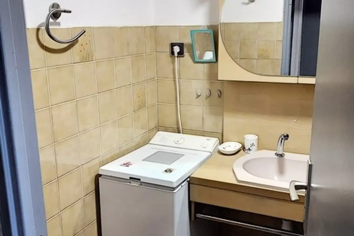 2 Pièces 5 Personnes