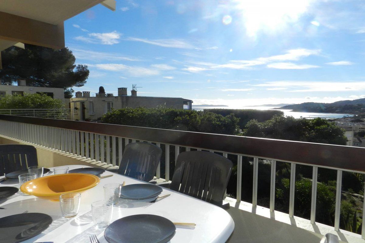 Appartement 3 pièces 6 couchages BORMES LES MIMOSAS - Sud residence