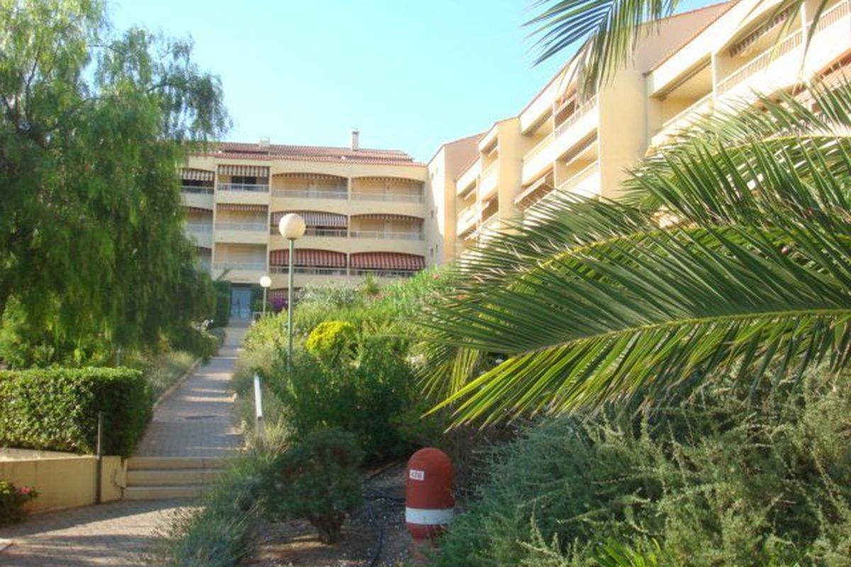 Appartement 2 pièces 4 couchages BORMES LES MIMOSAS - Brise marine