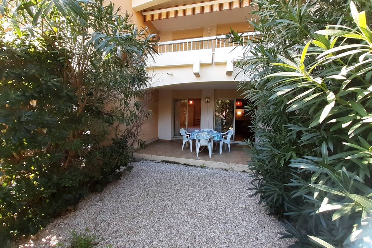 Appartement 2 pièces cabine  6 couchages BORMES LES MIMOSAS - Brise marine