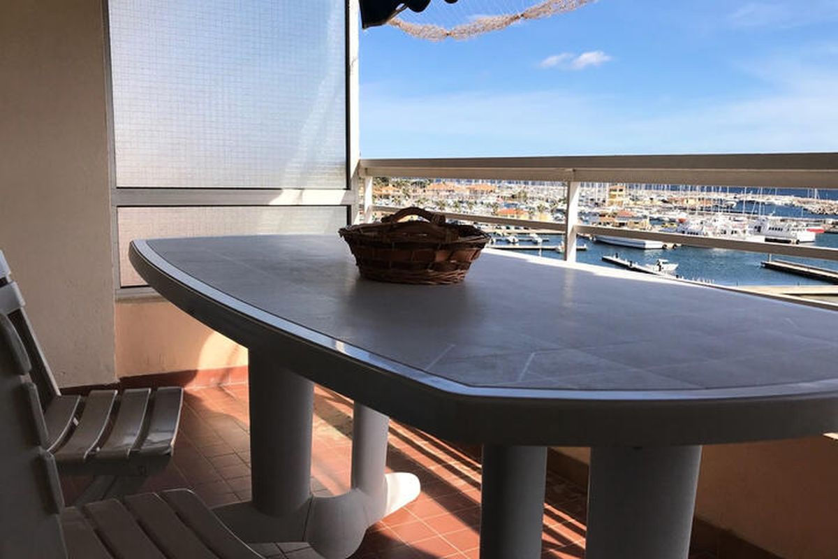 2 Pièces 4 Personnes