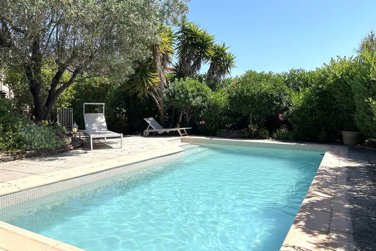 Maison 5 pièces 8 couchages BORMES LES MIMOSAS