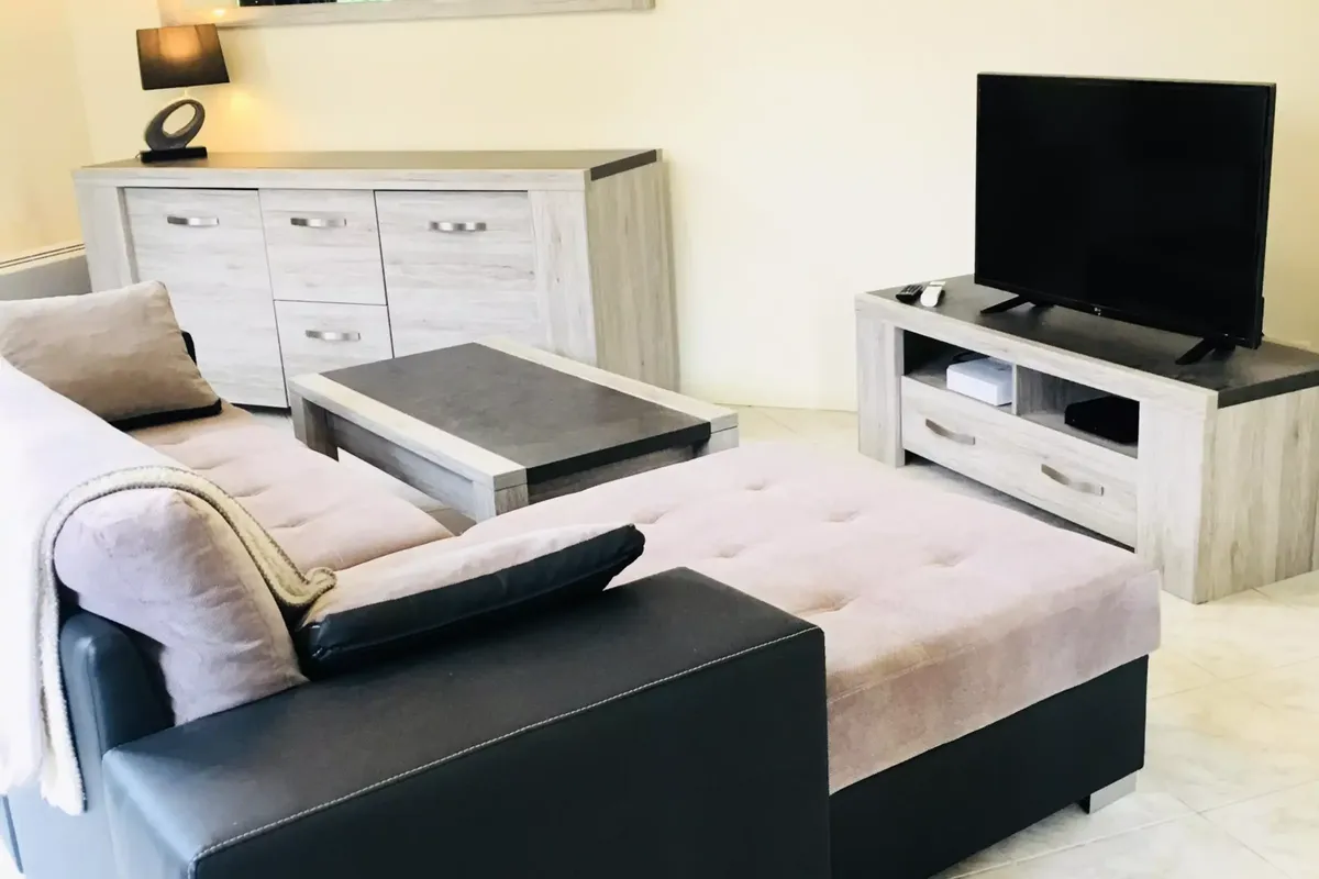 2 Pièces 4 Personnes