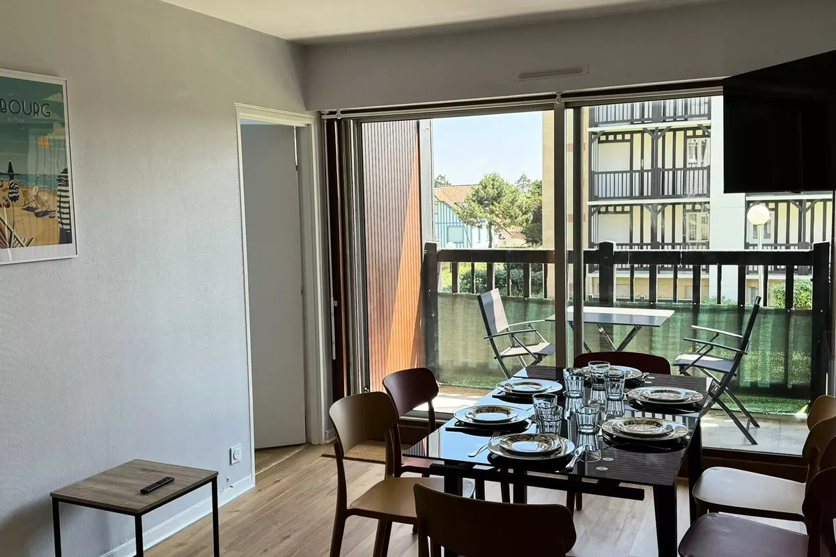 3 Pièces 6 Personnes