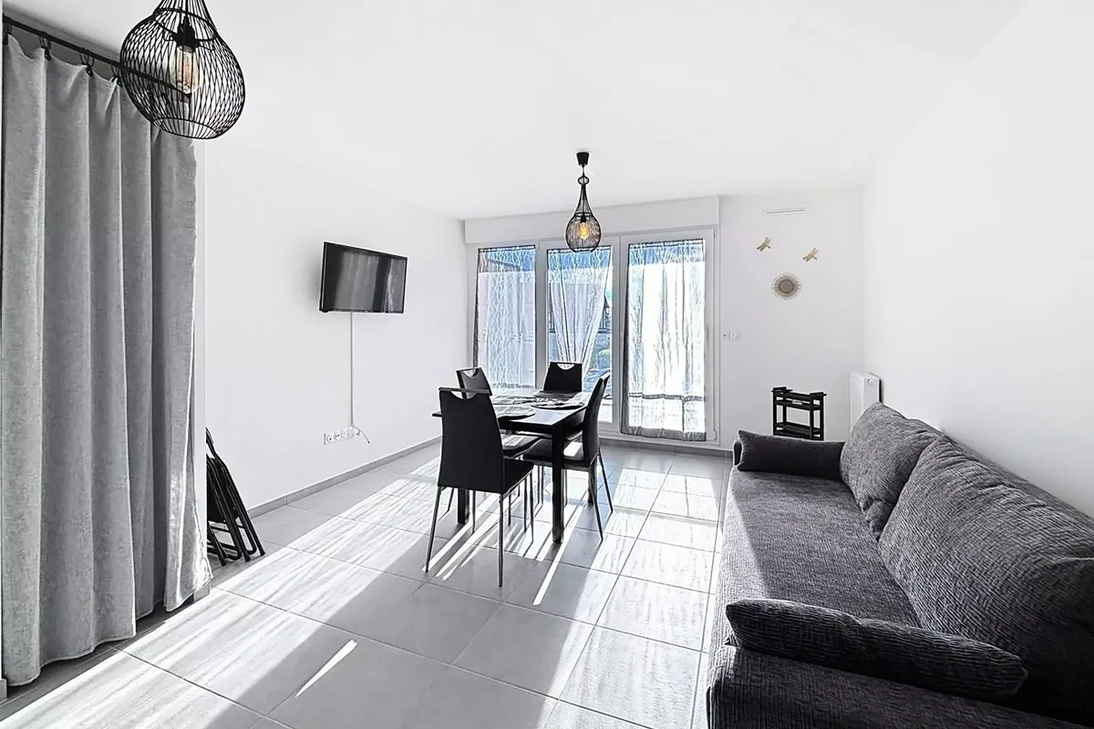 2 Pièces 4 Personnes