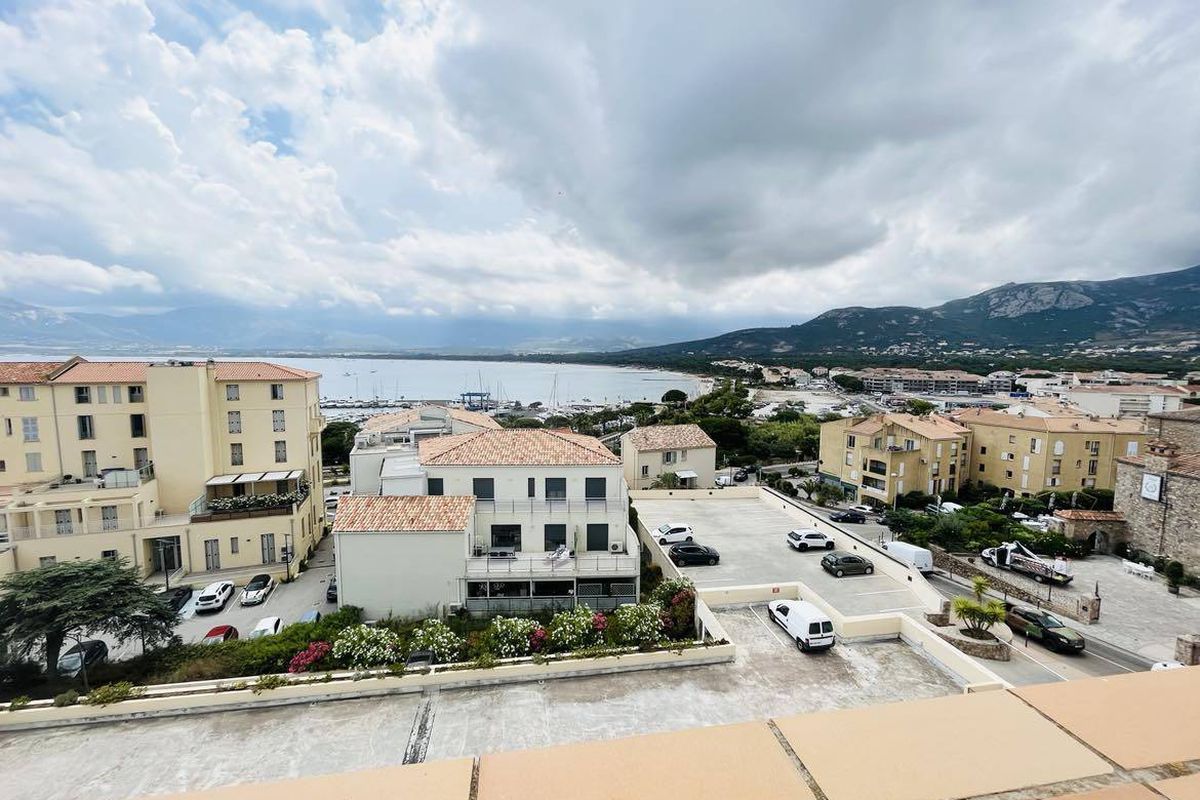 Appartement 5 couchages CALVI - Santa giulia