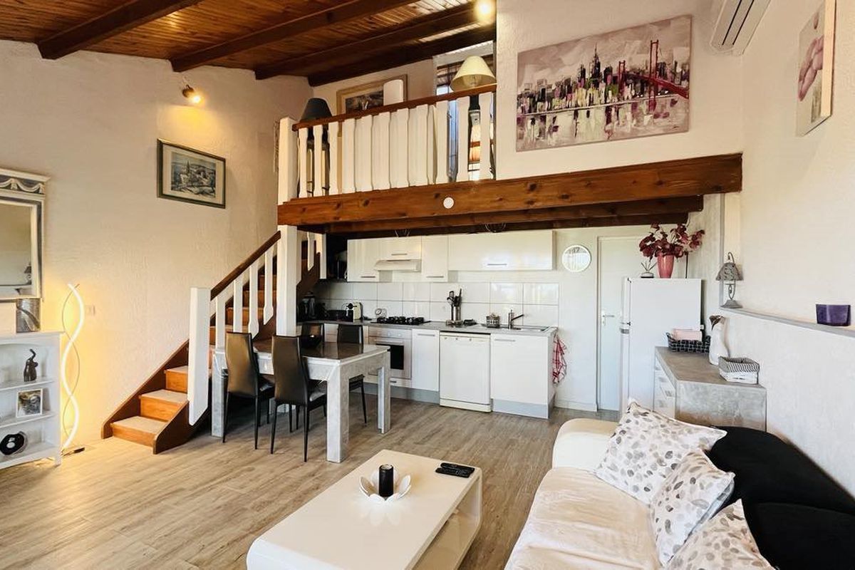 Appartement 3 pièces 6 couchages LUMIO - Les bougainvilliers