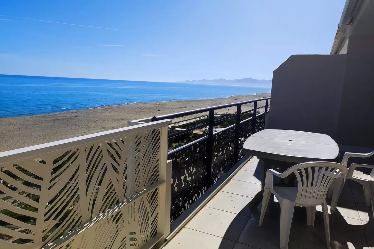 3 Pièces 6 Personnes