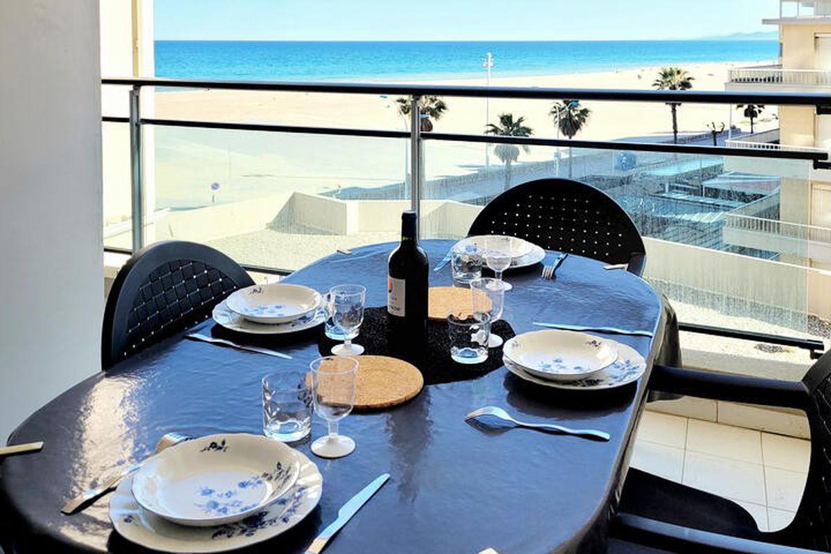 1 Pièce 4 Personnes