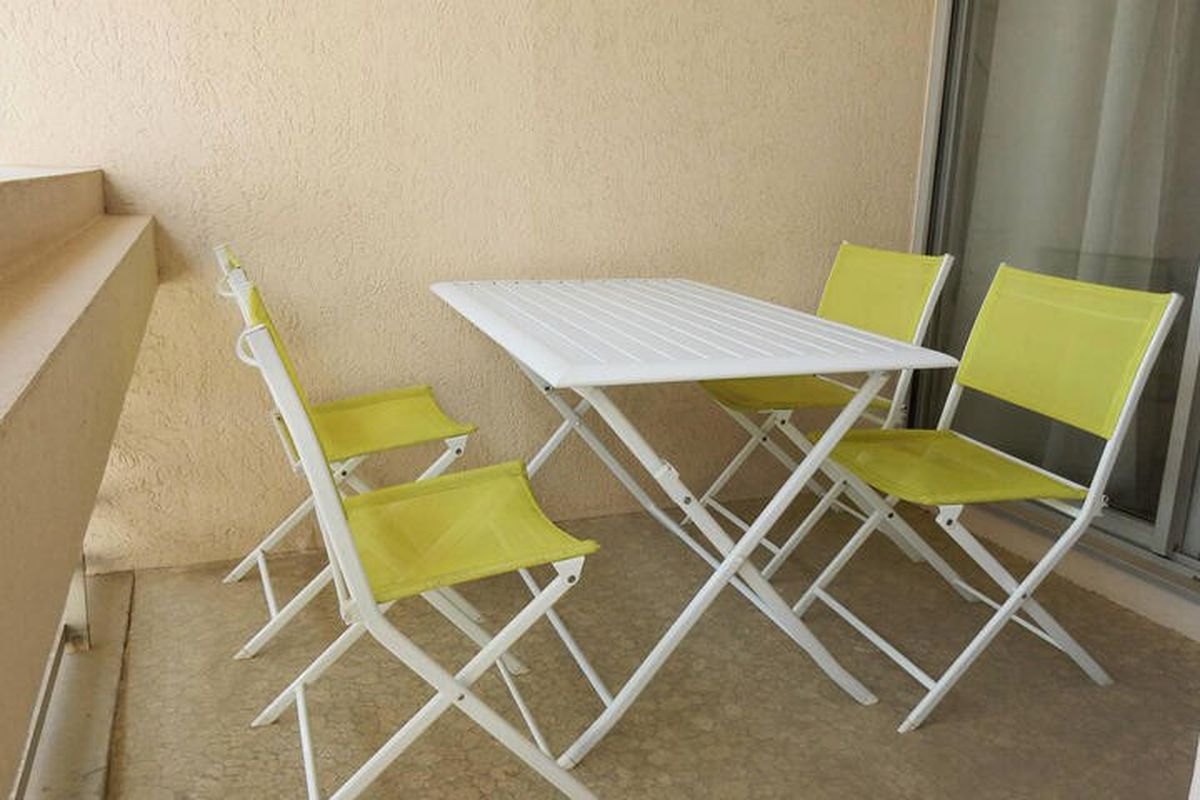 2 Pièces 5 Personnes