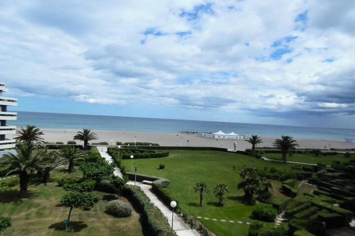 1 Pièce 4 Personnes