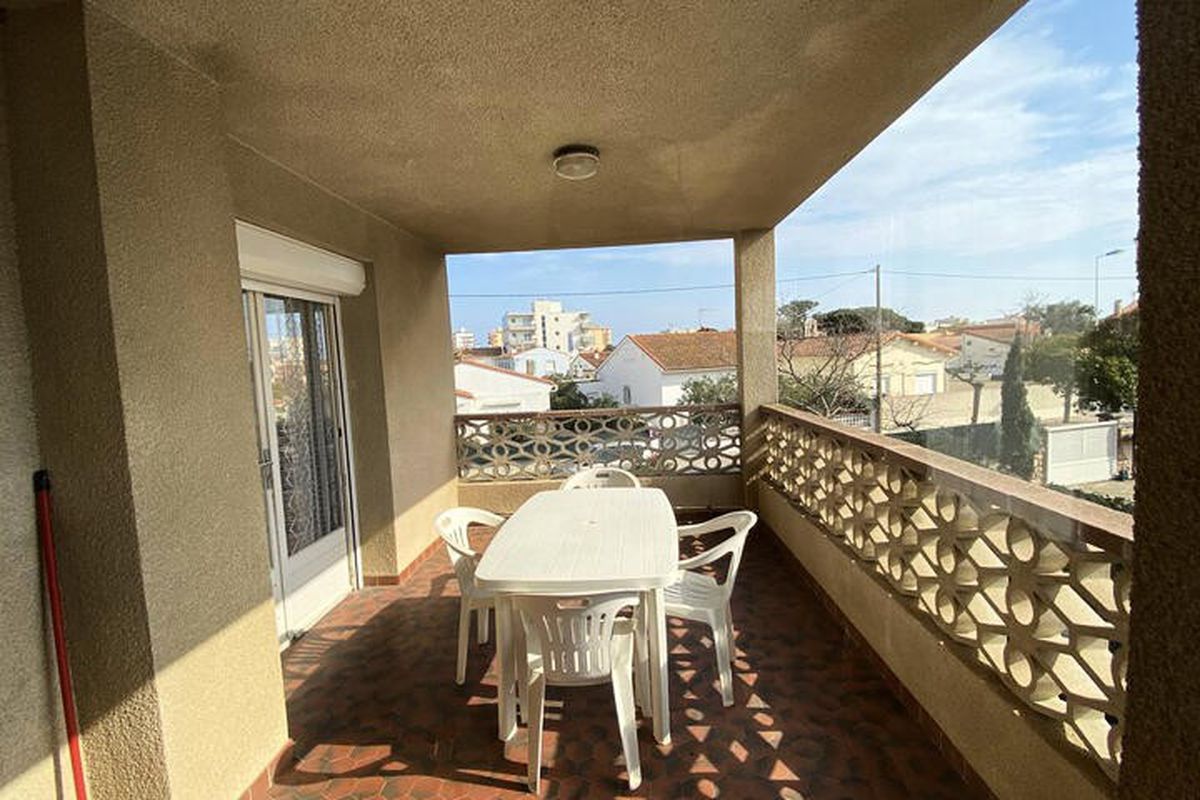 3 Pièces 6 Personnes