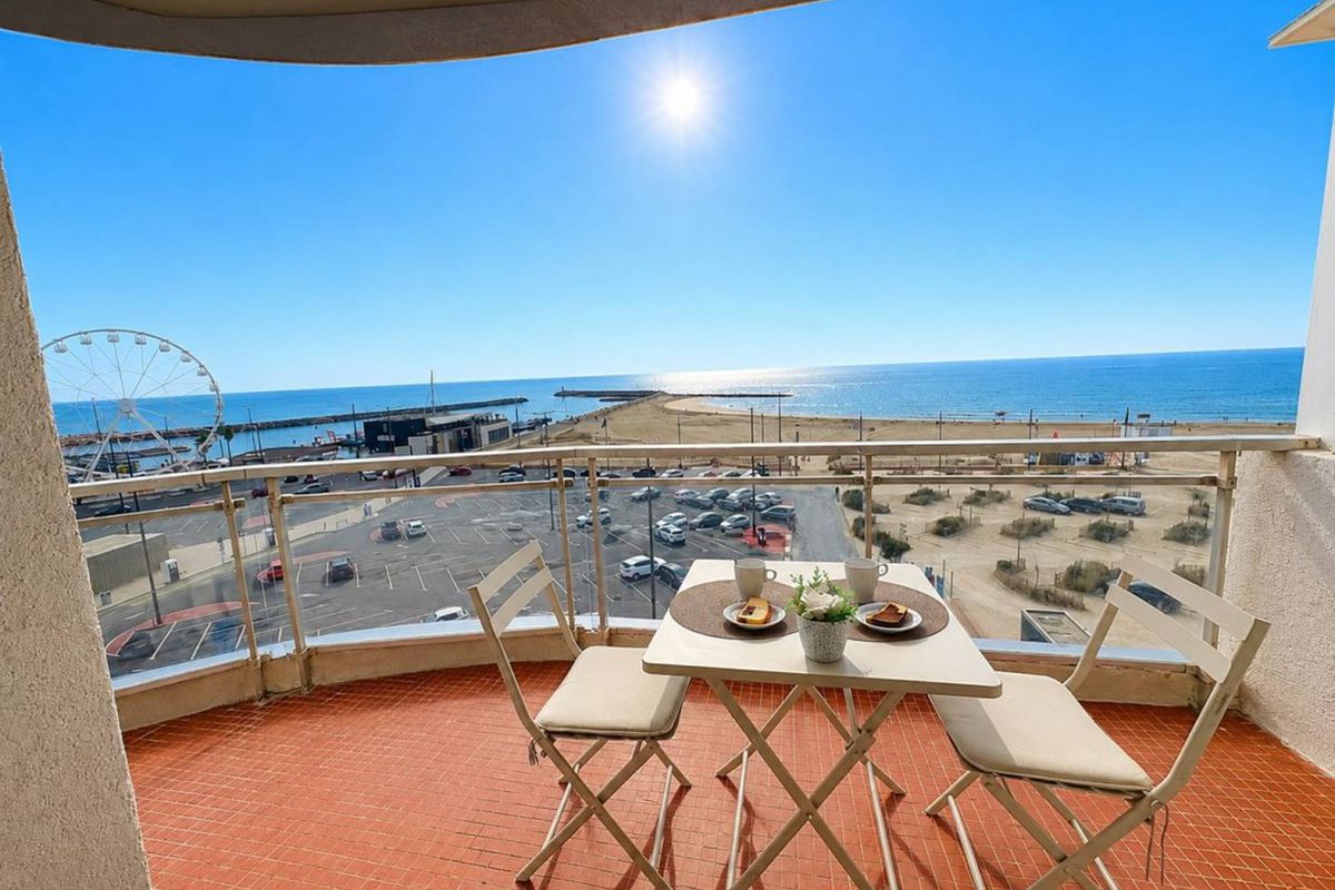 APPARTEMENT T2- 2 COUCHAGES- PORT- CANET EN ROUSSILLON - Trident