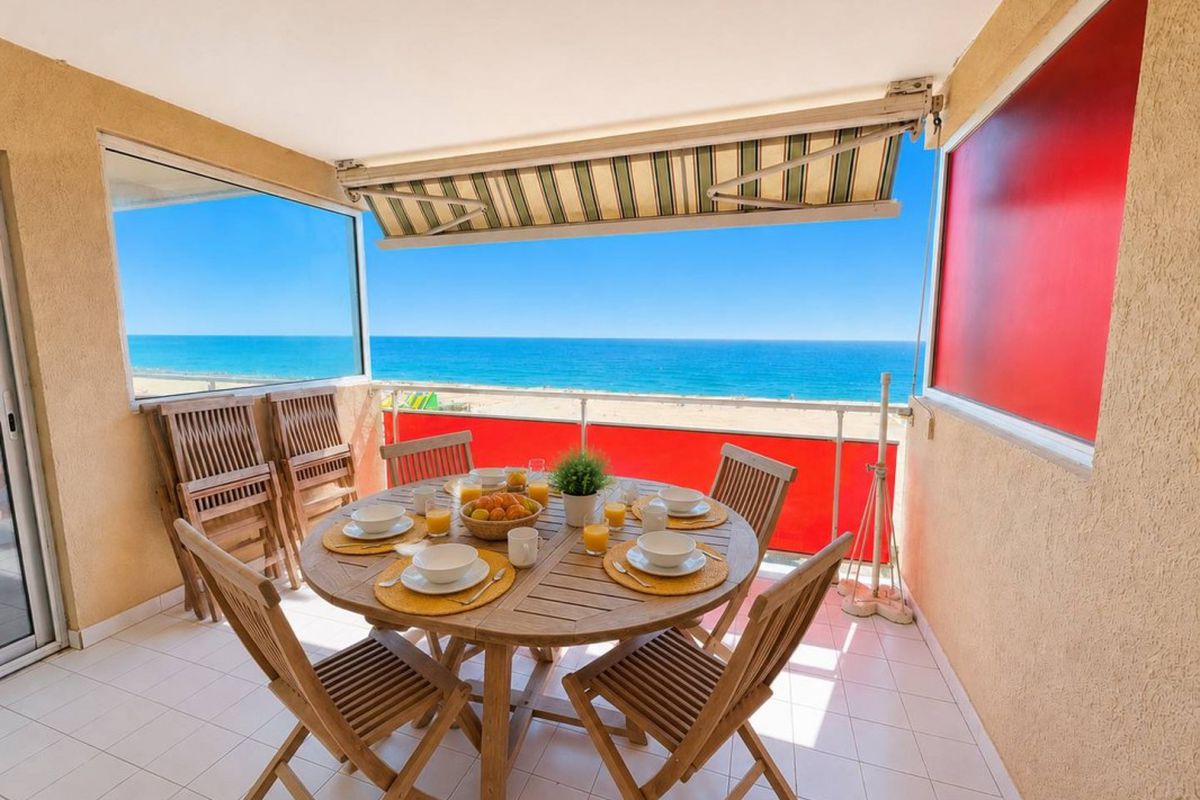 APPARTEMENT T4- 6 COUCHAGES- CENTRE CANET EN ROUSSILLON - Pleine mer