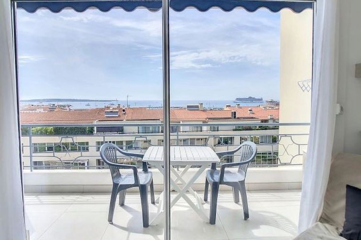 Appartement Lovely, modern studio with sea view 117