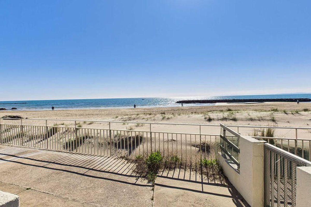 1 Pièce 4 Personnes