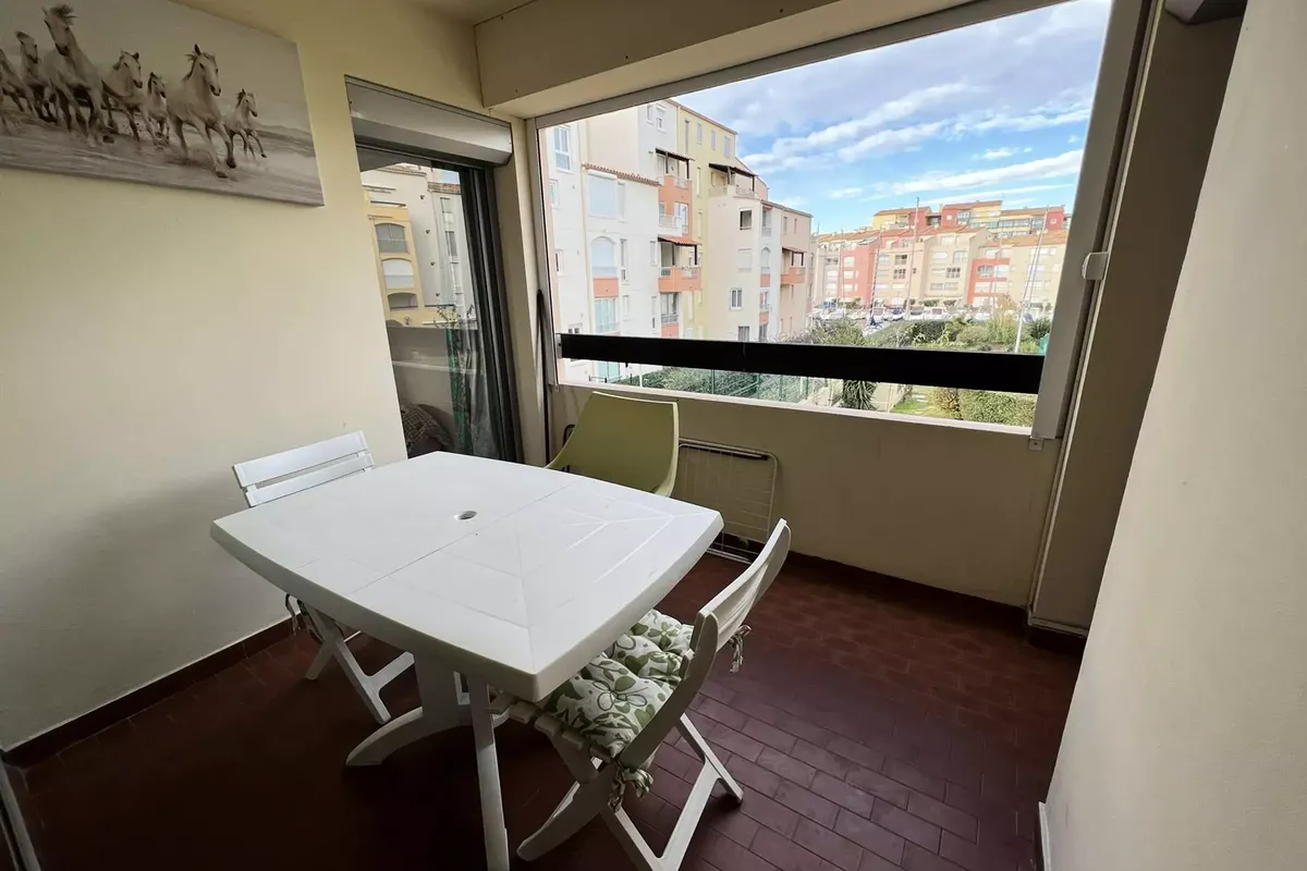 2 Pièces 6 Personnes