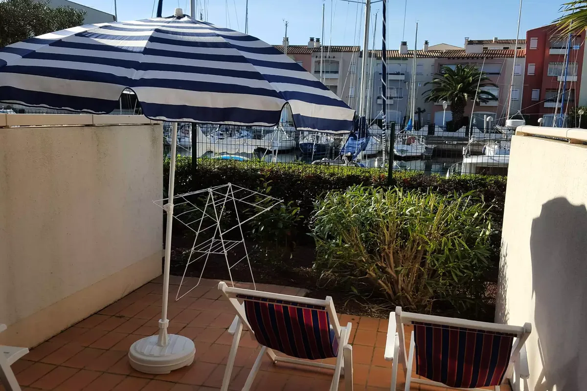 1 Pièce 4 Personnes