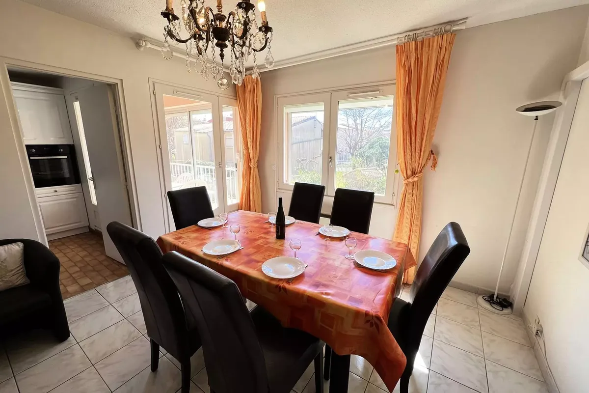 3 Pièces 6 Personnes