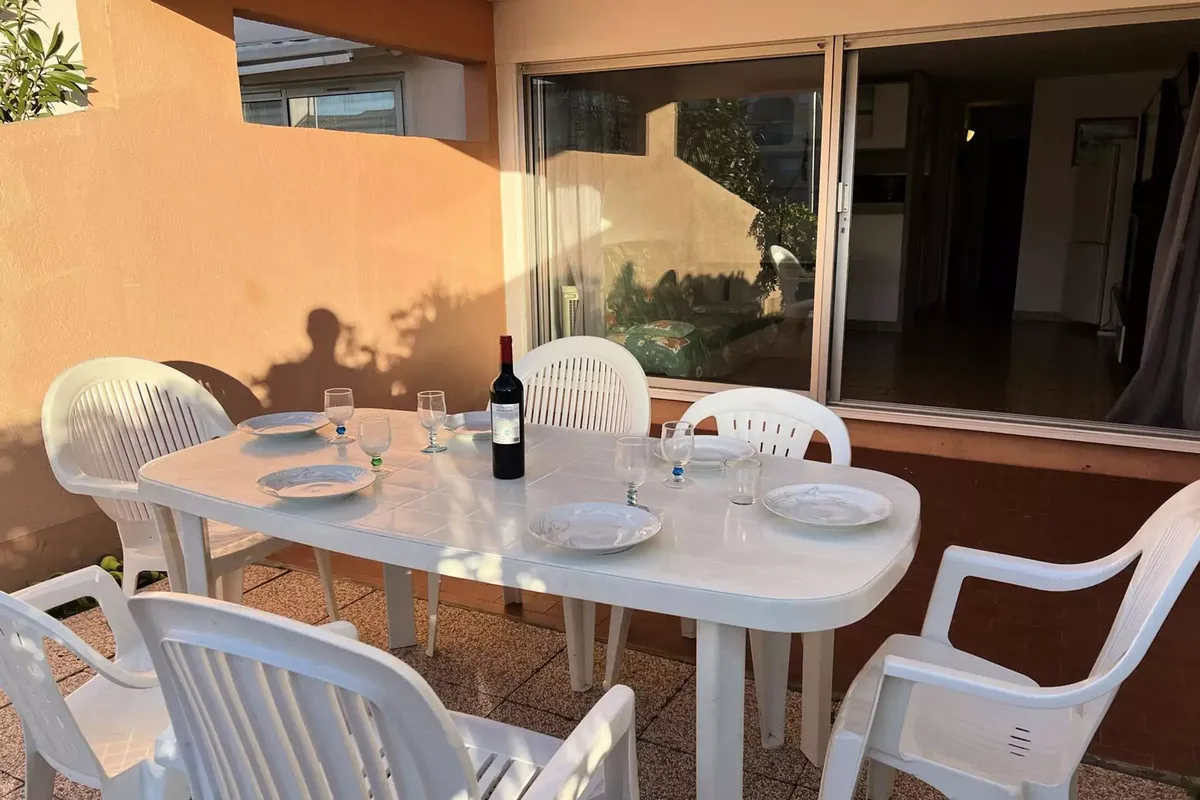 3 Pièces 6 Personnes