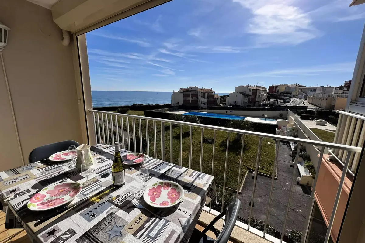 1 Pièce 4 Personnes