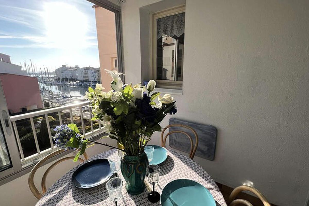 2 Pièces 6 Personnes