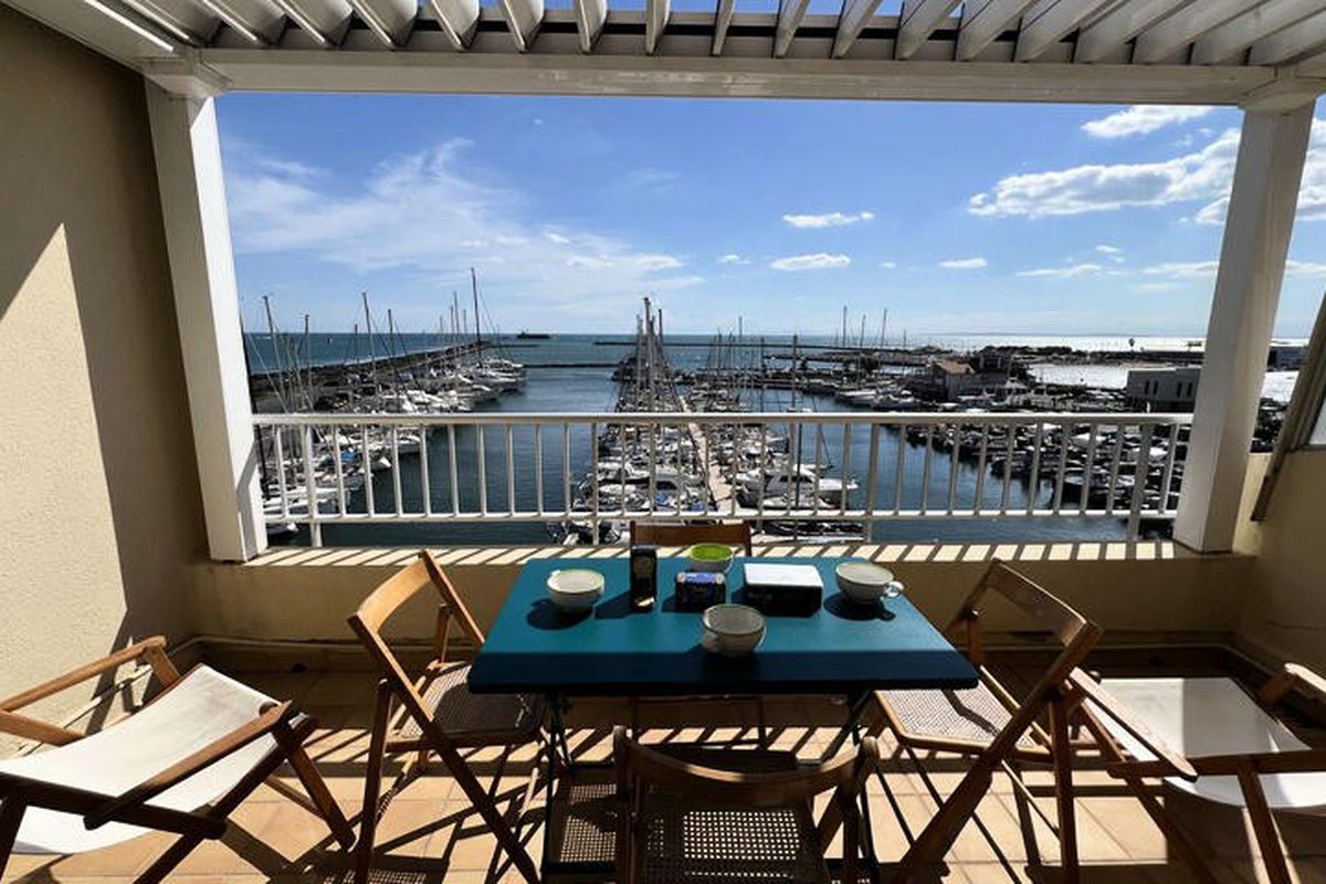 1 Pièce 4 Personnes