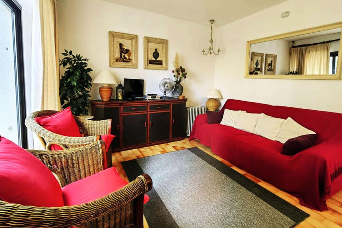 3 Pièces 6 Personnes