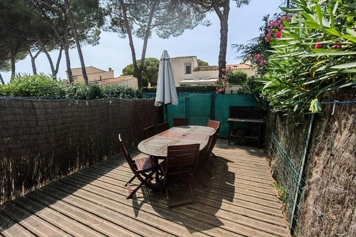 2 Pièces 5 Personnes