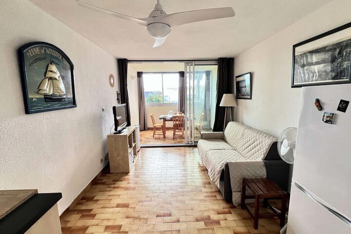 1 Pièce 4 Personnes